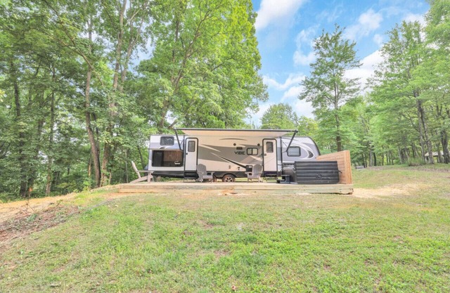 Chestnut Camper: Unique lodging experience!