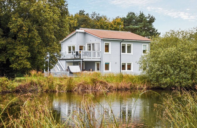 Chestnut Cottage - UK48294