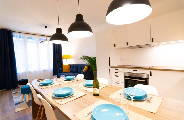 ⭐️ Chez Jules - Tram, Bus, 8 pers, 3ch, wifi ⭐️