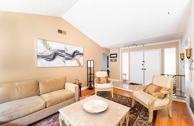 Chic 3BR,2B Haven near the River