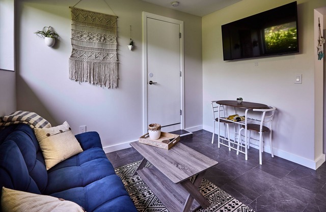 Chic Boho Bungalow with spacious private patio