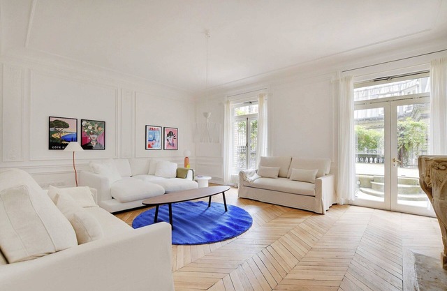 Chic flat with garden terrace -4BR/12P - Trocadéro