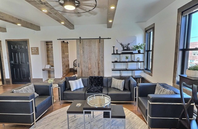 Chic Urban One-Bedroom Loft in downtown Big Timber w/Recreation All Around