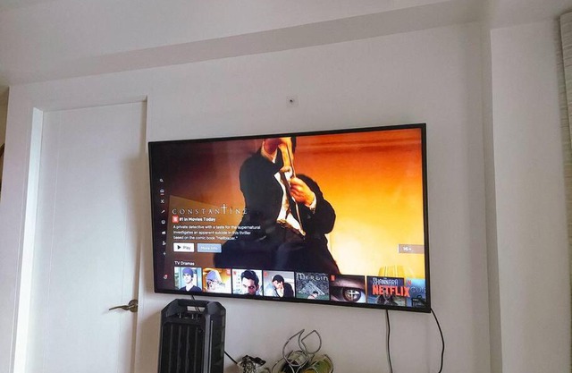 Chill in Condo with Netflix & Chill w/ Karaoke