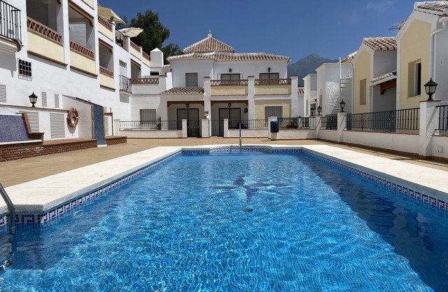 Chimenea Pinar 2 Apartment by Casasol