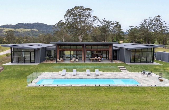 Chris' - Designer Masterpiece in Kangaroo Valley