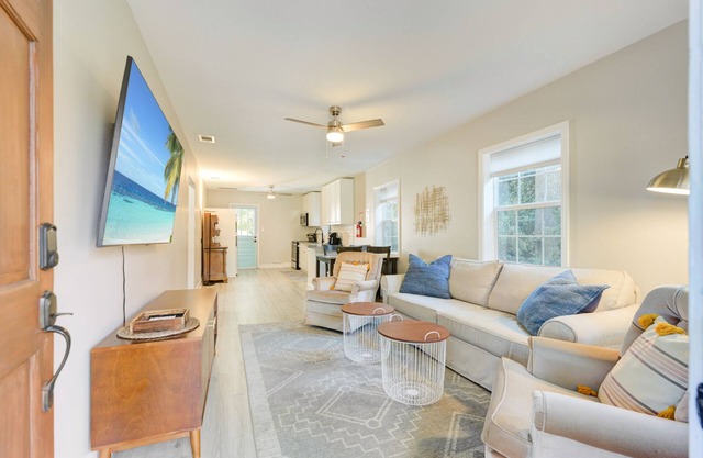 ✰CHS Cheery Cottage~15 min to Downtown Charleston✰