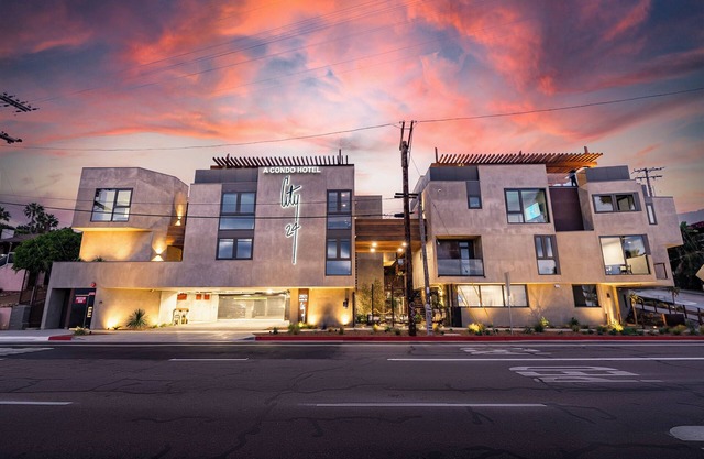 City24 Hotel Little Italy Mission Hills