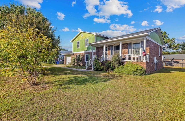 Clairborne Inn Summar