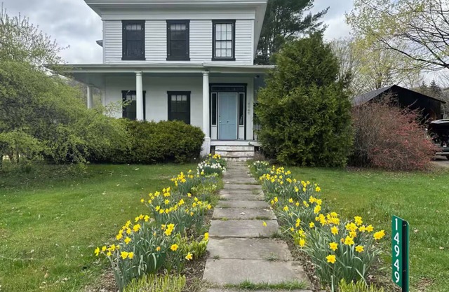 Classic Catskills Home, EV Friendly