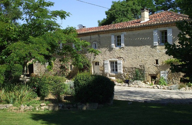 Classic, fully renovated Gers farmhouse (c.1790) in a secluded, peaceful valley