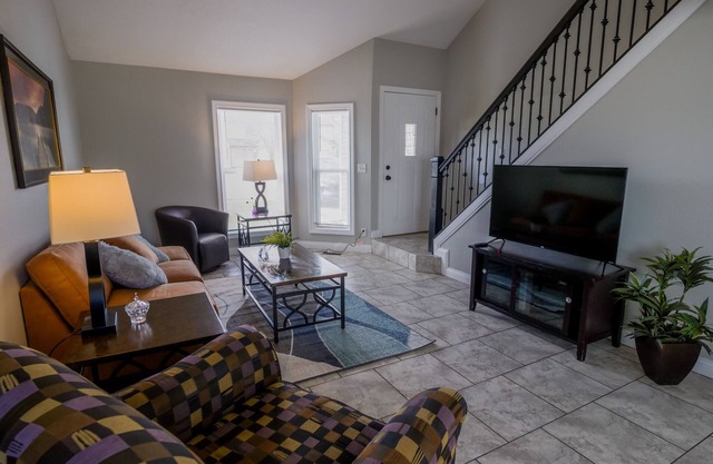 Classy, Charming, Comfy 2 BR