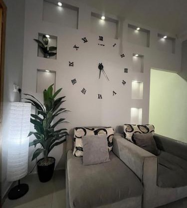 Classy & Private Flat 111