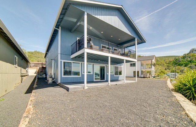 Clearlake Vacation Rental with Nearby Lake Access!