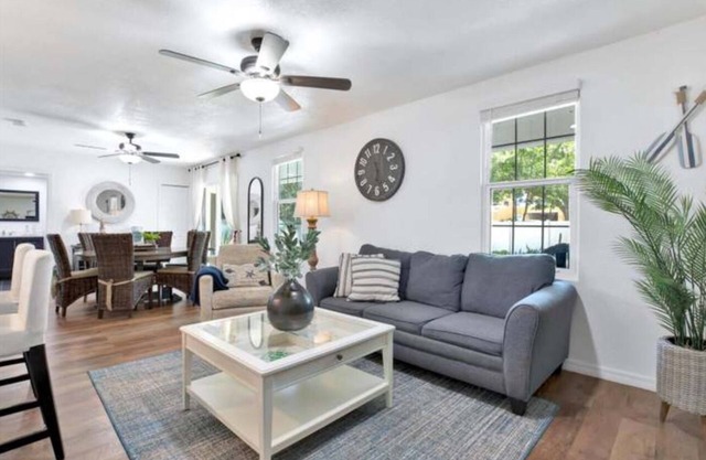 🌴Clearwater A - St Peter airport 🛫