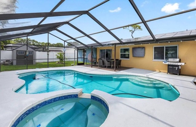 Clearwater House 3BR Great for Family Vacations