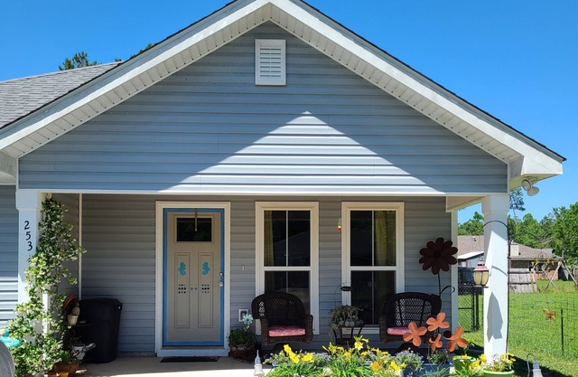 Close to Beach. Look for last minute booking deal! Too many amenities to list!