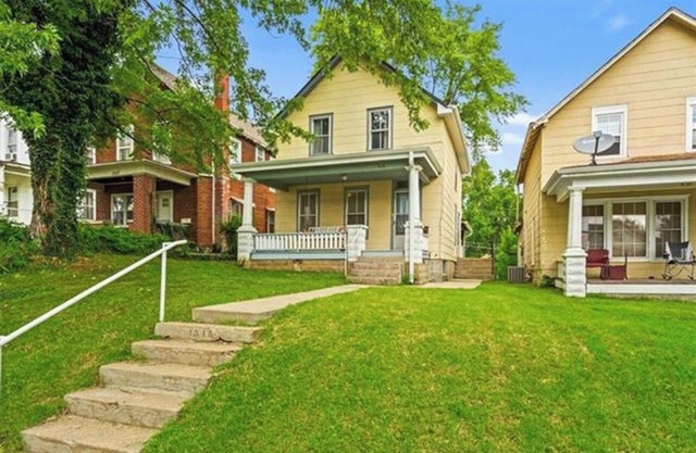 Close to MGP, 3br 1.5 bath King, Queen, 2 twins