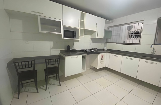 Close to the waterfront, 14 people, air conditioning and garage