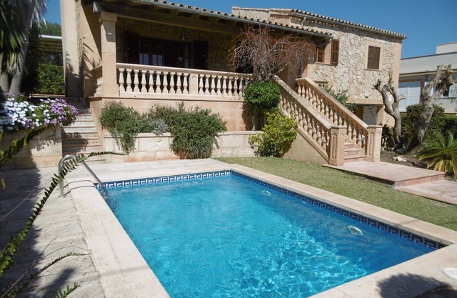 Close to three dream bays