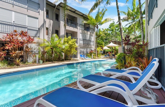 Coastal Calm・ Blue Lagoon Resort・Trinity Beach