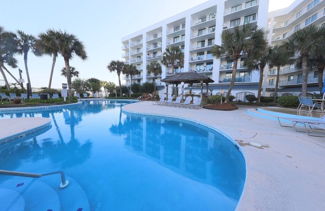 Coastal Elegance at Gulf Shores Surf and Racquet Club