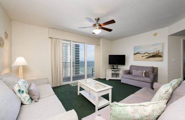 Coastal Vibes - Ocean Walk