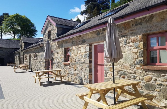 Cobbles cottage - 2 bedroom stone built cottage