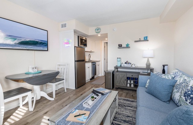 Cocktails & Dreams with Ocean + Pool Views