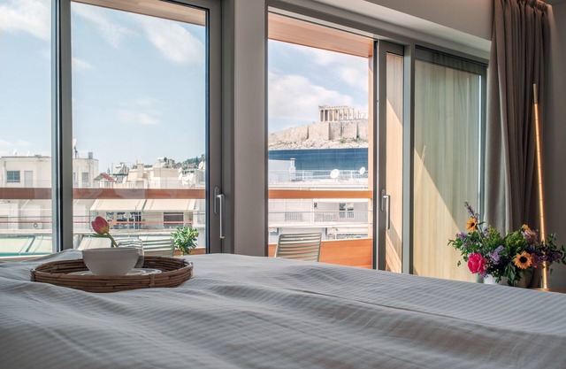 COCO-MAT Athens BC