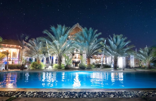 Coconut Paradise Beach Hotel