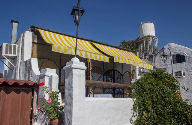 COLONIAL HOUSE IN NEW AND OLD SALTA