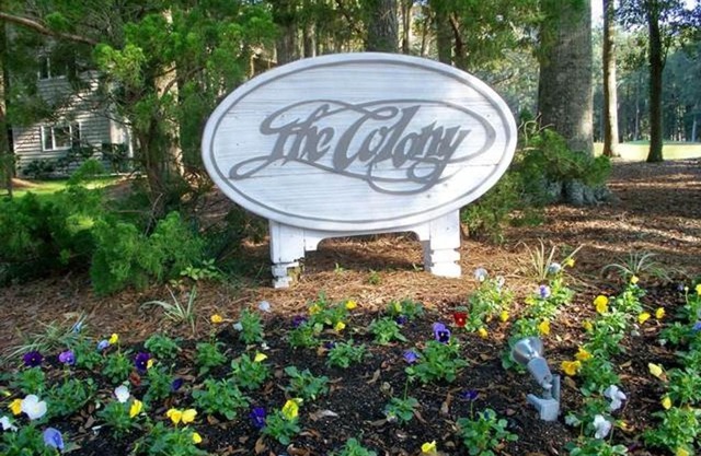 Colony I- Pet Friendly Condos- by Sloane Realty Vacations