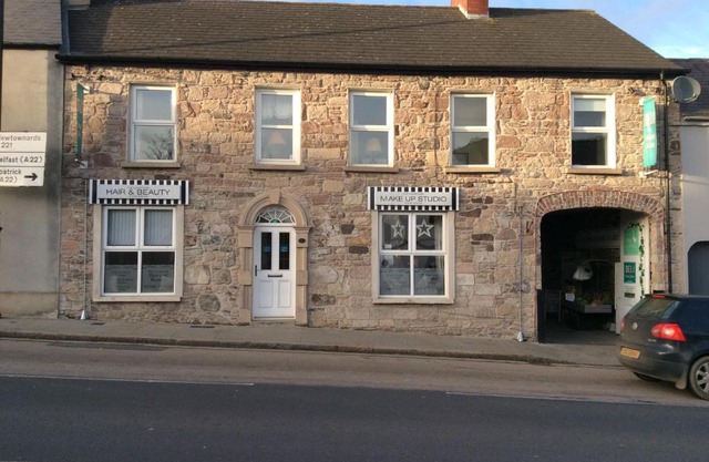 Comber Courtyard Apartment