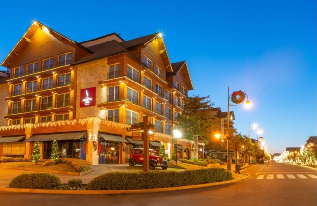 Come and discover the Hotel Laghetto Stillo Borges