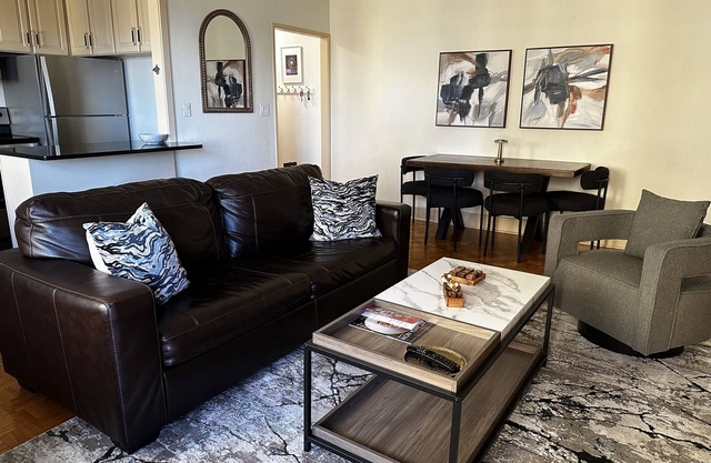 Come enjoy a cozy, spacious high-rise condo with breathtaking sunset views.