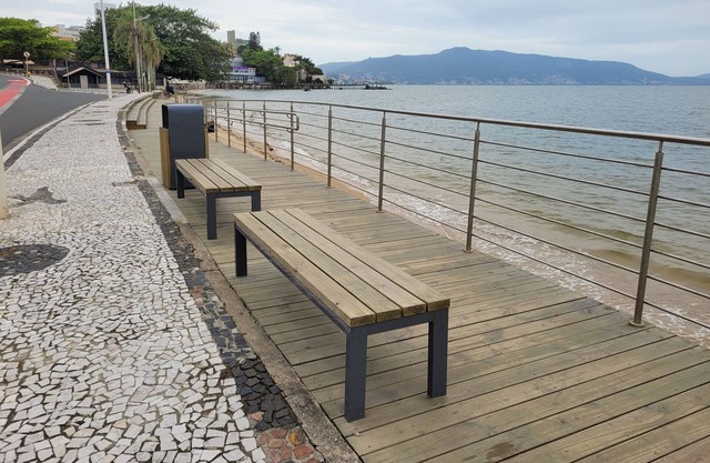 Comfort in the GastronomicStreet, Coqueiros YB3073