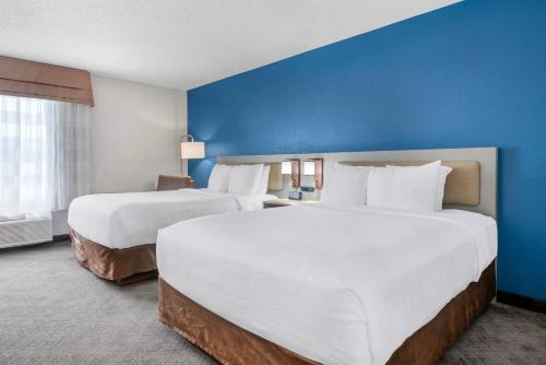 Comfort Inn & Suites Sheboygan I-43