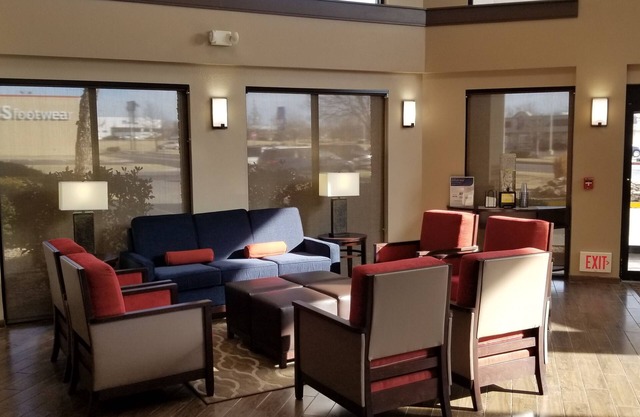 Comfort Inn & Suites Wichita Northeast