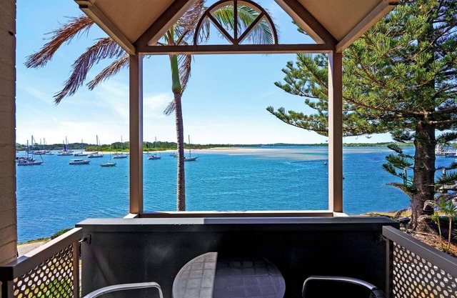 Comfort Resort Waters Edge