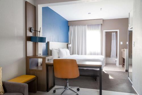 Comfort Suites Baton Rouge South I-10