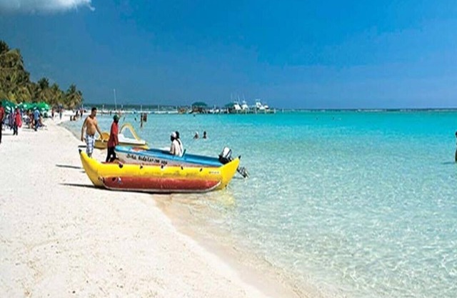 Comfortable 3 bedroom Apartment /parking/ wifi