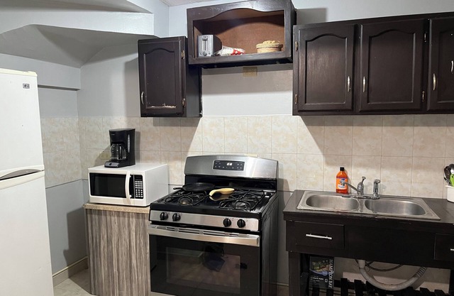 Comfortable entire house 2-BD in the Industrial city ofApodaca with AC,WiFi