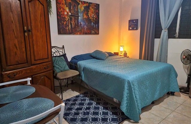 Comfortable hotel Executive Ensuite Room, with breakfast in Colonia San Benito