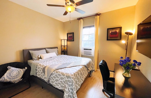 comfortable one bedroom one bath in the quiet community Mountain House