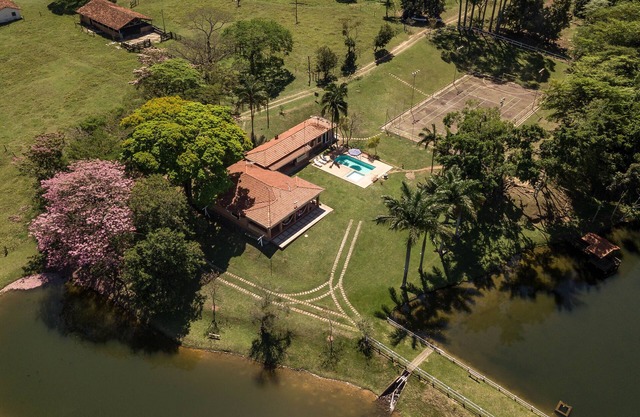 Comfortable place, all ages, beautiful view, rest and adventure sports.