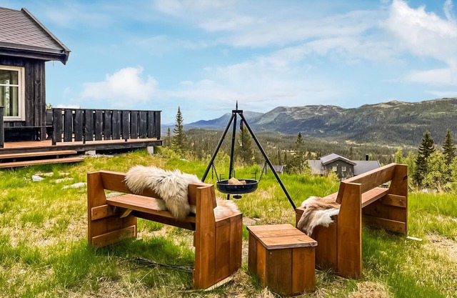 Comfortable, spacious cottage with fantastic view of forests and mountains.