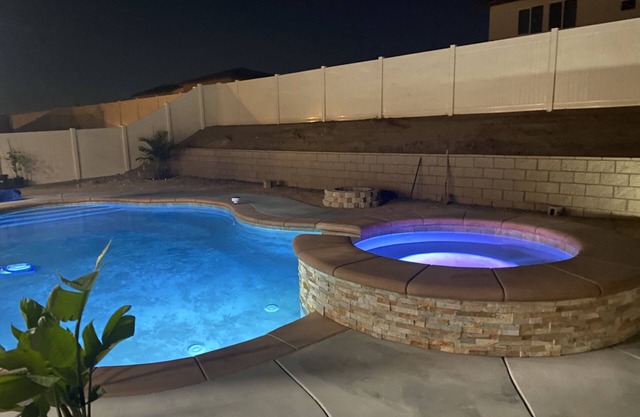 Comfy 1-Bedroom Suite w/Pool & Spa