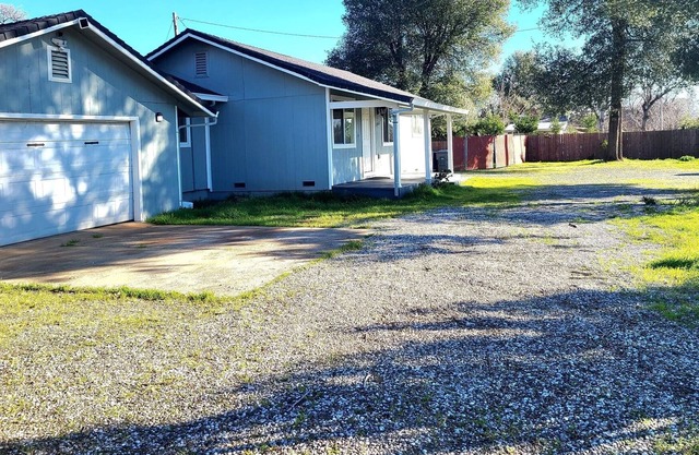Comfy and Very Clean Remodeled house