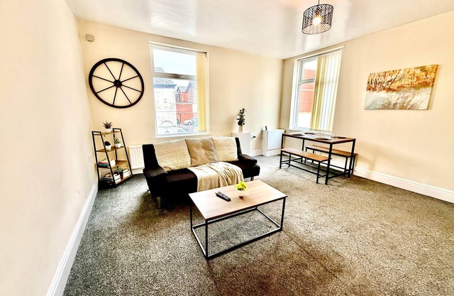 Comfy Entire Apartment with Free Parking in Bury Town